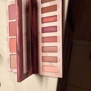 Urban Decay Cherry Blossom Eyeshadow Palette